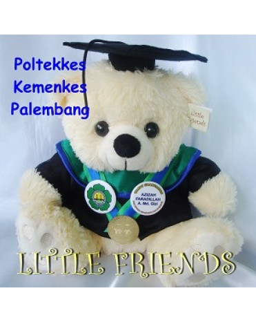 Boneka Wisuda Politeknik Kesehatan Kemenkes Palembang (30 cm)